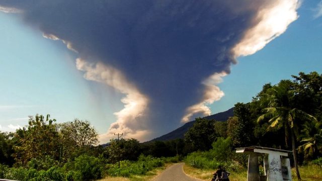 Eruption of Indonesia’s Mount Lewotobi Laki Laki volcano sends ash 11 miles high