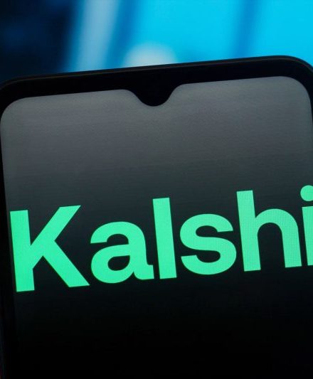 CFTC chief sides with prediction markets over state regulators in a high-stakes court case