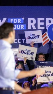 Vulnerable Dem senator slammed for requiring photo ID at rally, but not to vote